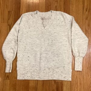 Cozy v-neck sweater !!!